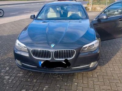 Gebraucht BMW 530 Sport Line 245 PS (180 kW) 2010 Schwarz Limousine