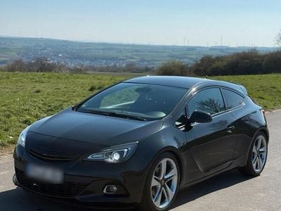 Opel Astra GTC
