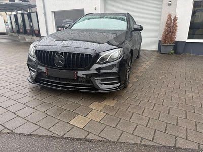 Gebraucht Mercedes E300 AMG 194 PS (142 kW) 2020 Schwarz Kombi