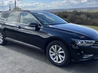 Usata VW Passat Business 190 CV (139 kW) 2019 Nero Station wagon