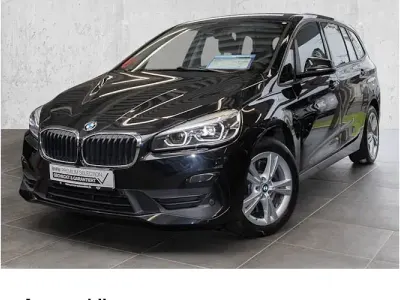 Gebraucht BMW 218 Advantage 150 PS (110 kW) 2023 Schwarz Kombi