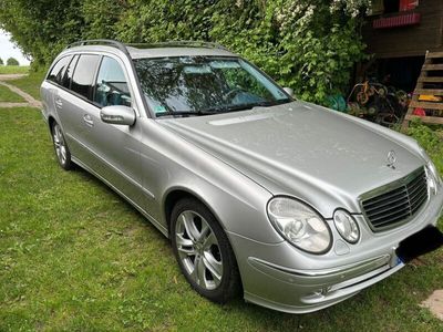 gebraucht Mercedes E500 4MATIC T AVANTGARDE Avantgarde