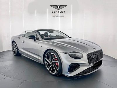 Neu Bentley Continental 680 PS (500 kW) 2026 Grau Cabrio