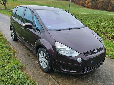 Gebraucht Ford S-MAX S 140 PS (102 kW) 2009 Rot Van / Kleinbus