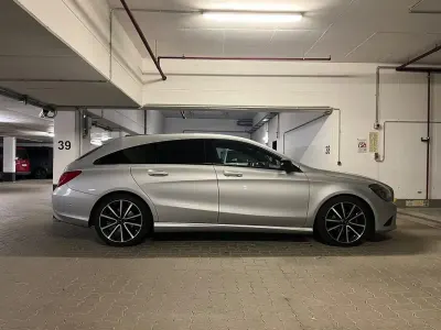 Gebraucht Mercedes CLA220 Shooting Brake 177 PS (130 kW) 2016 Silber Kombi