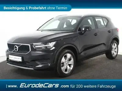 Gebraucht Volvo XC40 Momentum 150 PS (110 kW) 2019 Schwarz (metallic) SUV