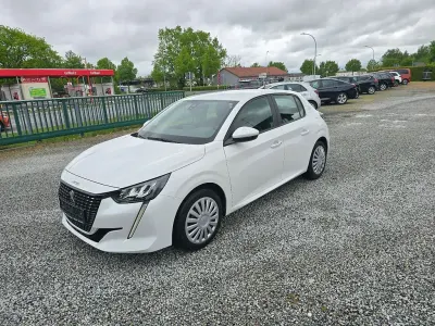 Gebraucht Peugeot 208 Active 101 PS (74 kW) 2020 Blanc banquise Kleinwagen