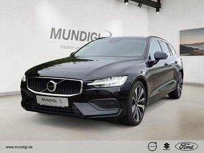 Gebraucht Volvo V60 Core 197 PS (144 kW) 2022 Onyx black / metallic Kombi