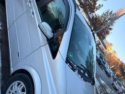 Silber Gebraucht 2008 Mercedes Viano Van / Kleinbus | 7.900 € (Guter Preis)
