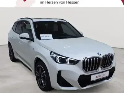 Gebraucht BMW X1 M Sport 136 PS (100 kW) 2023 Mineralweiß metallic SUV