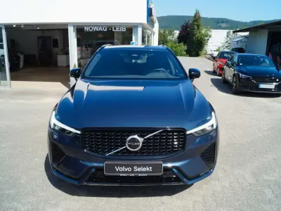 Gebraucht Volvo XC60 145 PS (106 kW) 2023 SUV