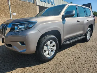 Gebraucht Toyota Land Cruiser TEC-Edition 204 PS (150 kW) 2021 Beige SUV
