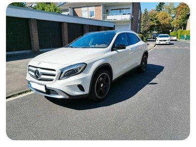 Mercedes GLA250