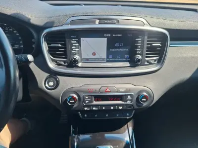 Gebraucht Kia Sorento Platinum Edition 200 PS (147 kW) 2020 Grau SUV