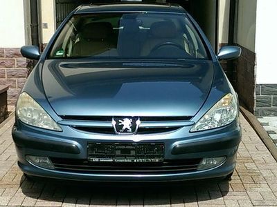 Gebraucht Peugeot 607 133 PS (97 kW) 2001 Blau Limousine