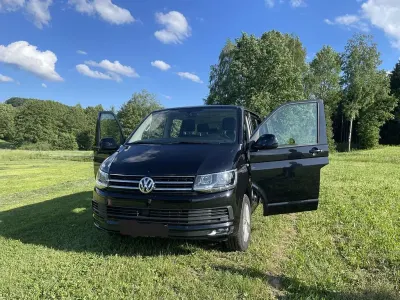 Gebraucht VW Multivan Comfortline 150 PS (110 kW) 2019 Schwarz Van / Kleinbus