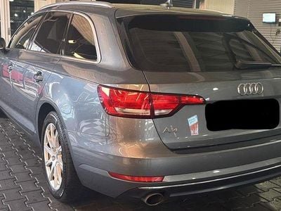 Second-hand Audi A4 Design 252 CP (185 kW) 2018 Gri Break