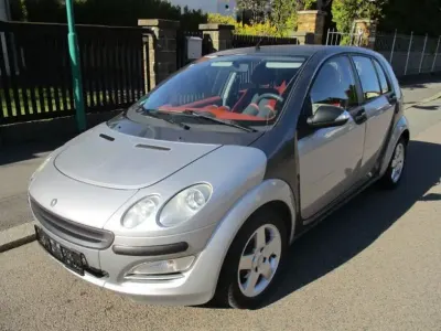 Usata Smart ForFour 109 CV (80 kW) 2005 Argento Utilitaria
