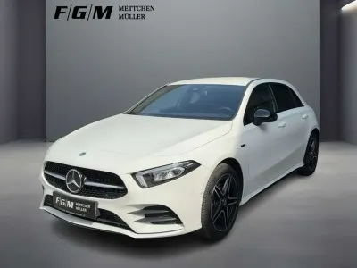 Gebraucht Mercedes A250 AMG line 160 PS (117 kW) 2020 Weiß Limousine