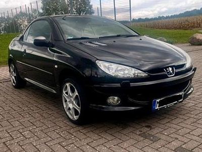 Usata Peugeot 206 CC 109 CV (80 kW) 2004 Nero Cabrio
