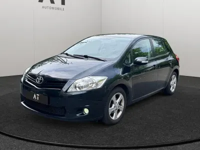 Gebraucht Toyota Auris 99 PS (72 kW) 2012 Schwarz Limousine