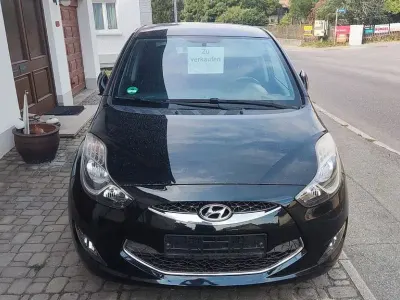 Gebraucht Hyundai ix20 Comfort 125 PS (91 kW) 2011 Schwarz Kleinwagen