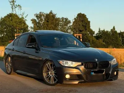 Gebraucht BMW 330 M Sport 374 PS (275 kW) 2012 Grau Limousine