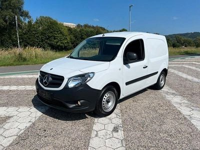 Mercedes Citan 109