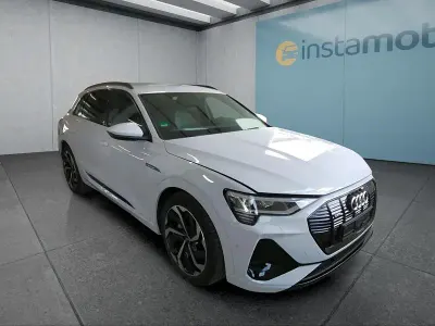 Usata Audi e-tron S-Line 300 kW (408 CV) 2022 Bianco SUV