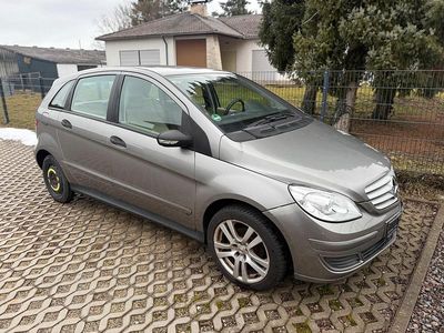 Gebraucht Mercedes B170 115 PS (84 kW) 2006 Braun Van / Kleinbus