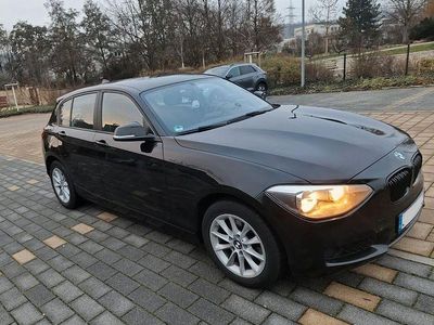 Second-hand BMW 114 Sport Line 102 CP (75 kW) 2014 Negru Hatchback