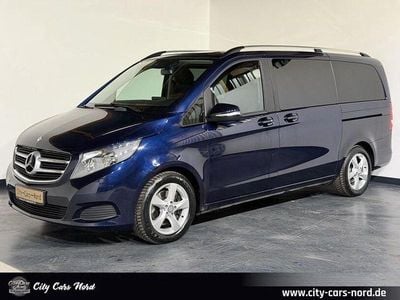 Gebraucht Mercedes V220 Edition 163 PS (119 kW) 2015 Blau Van / Kleinbus