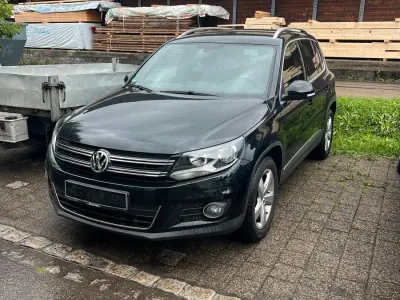 Gebraucht VW Tiguan 160 PS (117 kW) 2015 Schwarz SUV