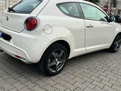 Second-hand Alfa Romeo MiTo 79 CP (58 kW) 2009 Bej Hatchback
