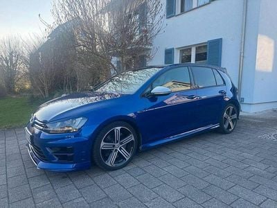 Second-hand VW Golf VII R 400 CP (294 kW) 2015 Albastru Berlinǎ