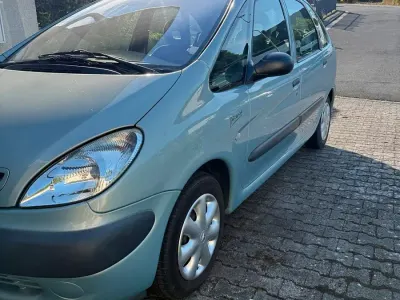 Gebraucht Citroën Xsara Picasso 90 PS (66 kW) 2002 Andere farben Van / Kleinbus