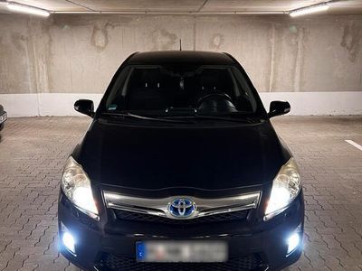 Toyota Auris Hybrid