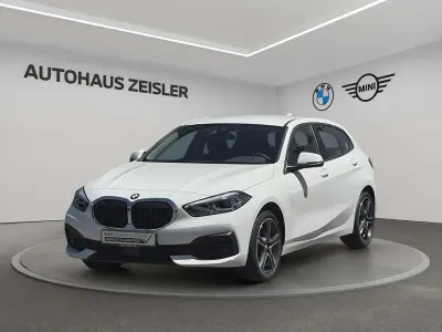 Gebraucht BMW 118 Advantage 136 PS (100 kW) 2023 Alpinweiß uni Kleinwagen