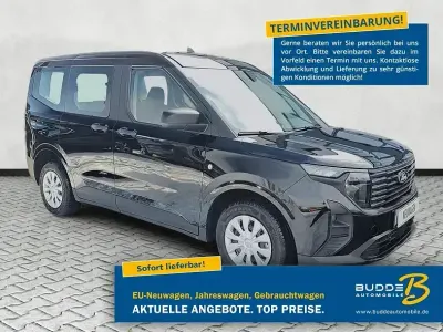 Nowe Ford Tourneo Courier Trend 125 KM (91 kW) 2025 Czarny Minivan