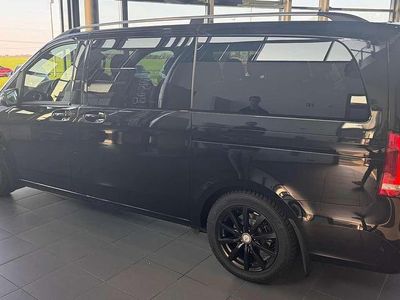 Gebraucht Mercedes V220 163 PS (119 kW) 2017 Schwarz Van / Kleinbus