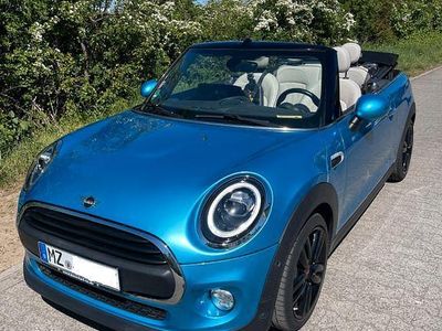 Second-hand Mini One Cabriolet 102 CP (75 kW) 2018 Albastru Cabrio