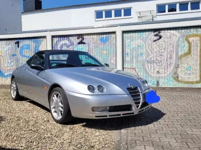 Gebraucht Alfa Romeo Spider 165 PS (121 kW) 2003 Silber Cabrio