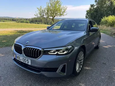 Gebraucht BMW 530e Luxury Line 292 PS (214 kW) 2021 Grau Kombi