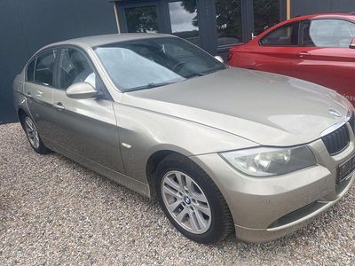 Platinbronze Gebraucht 2008 BMW 318 Advantage Limousine | 3.950 € (Fairer Preis)