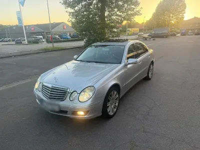 Gebraucht Mercedes E280 231 PS (169 kW) 2006 Silber Limousine
