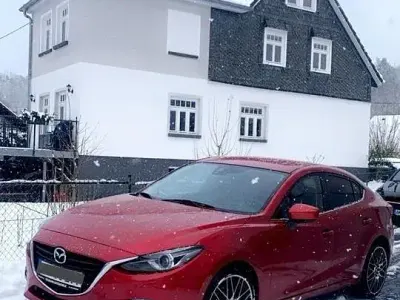 Gebraucht Mazda 3 Sports-Line 150 PS (110 kW) 2014 Rot Limousine