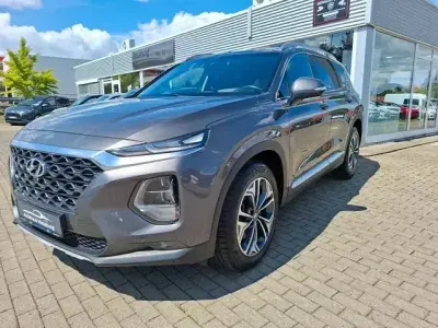 Gebraucht Hyundai Santa Fe Premium 200 PS (147 kW) 2019 Grau SUV
