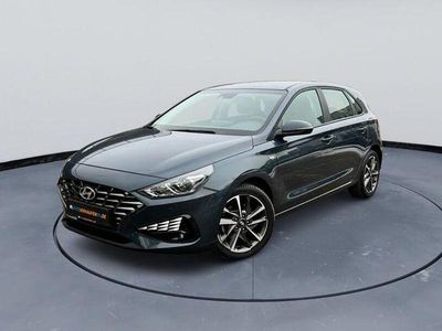 Gebraucht Hyundai i30 120 PS (88 kW) 2022 Grau Limousine