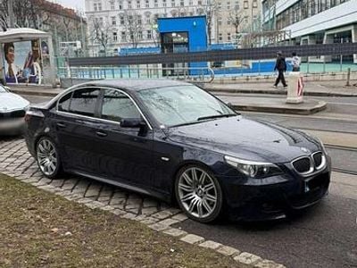 Gebraucht BMW 530 218 PS (160 kW) 2004 Blau Limousine