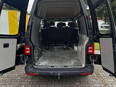 Schwarz Gebraucht 2016 VW T6 Van | 12.500 € (Teuer)